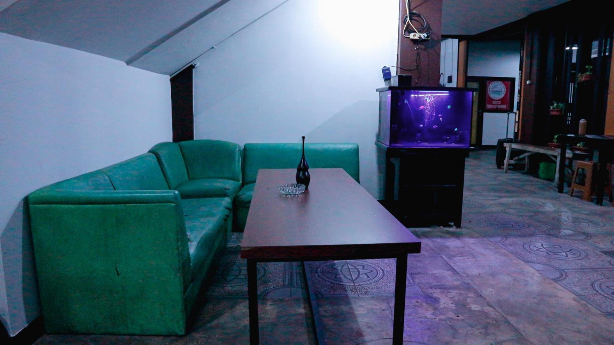 Collection O Tunas Plaza Residence Bekasi Esterno foto