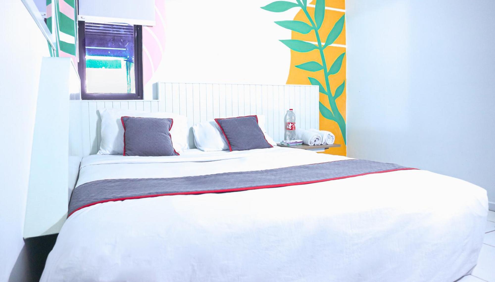 Collection O Tunas Plaza Residence Bekasi Esterno foto
