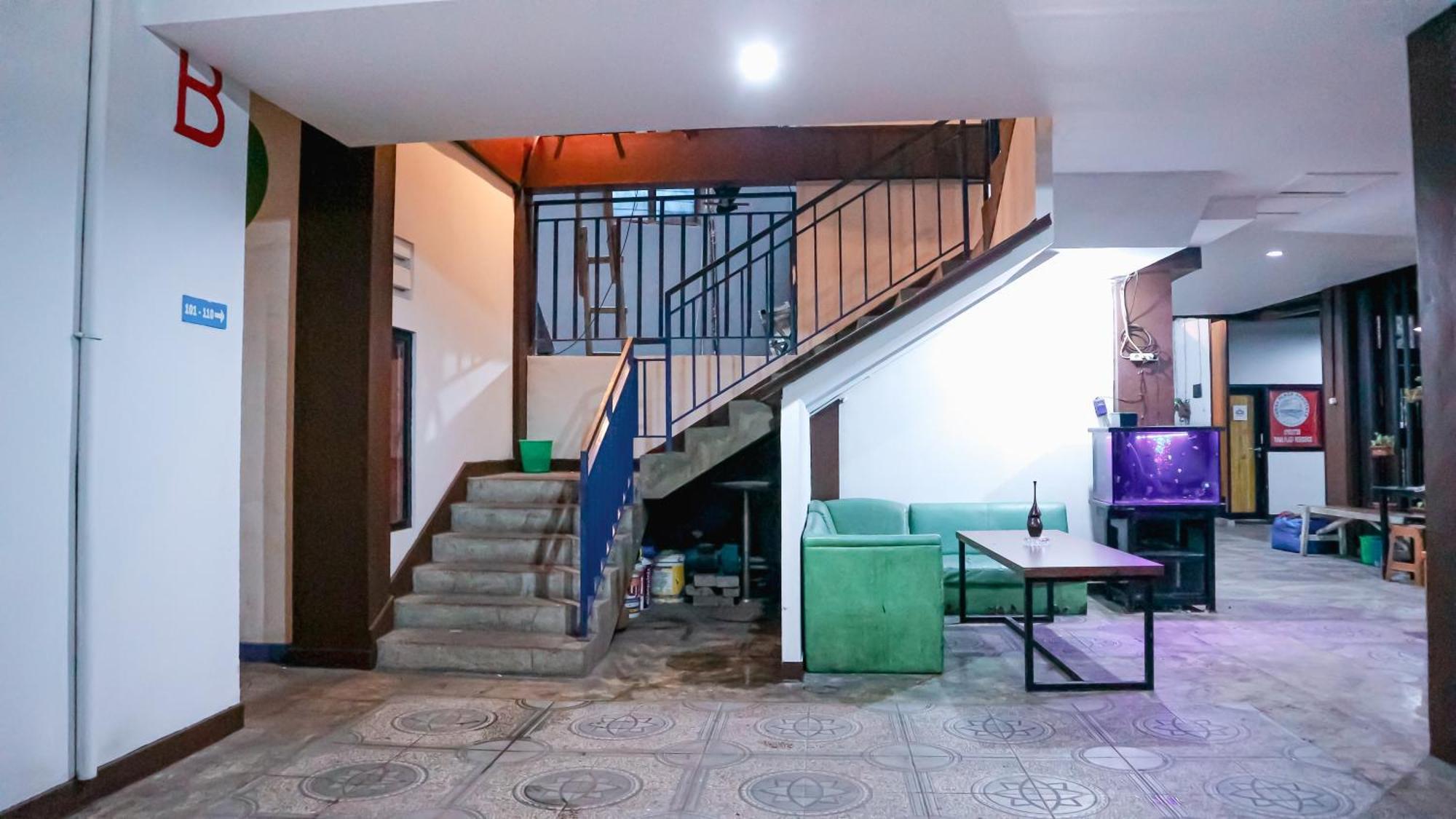 Collection O Tunas Plaza Residence Bekasi Esterno foto
