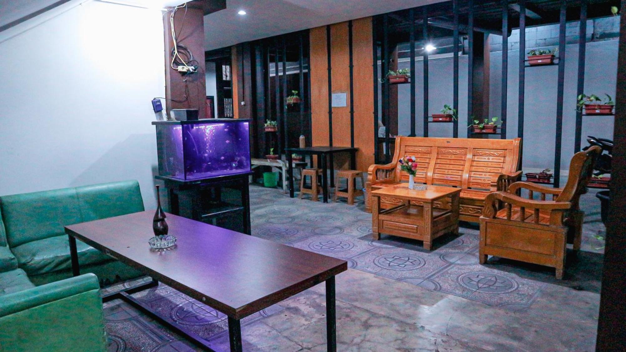 Collection O Tunas Plaza Residence Bekasi Esterno foto